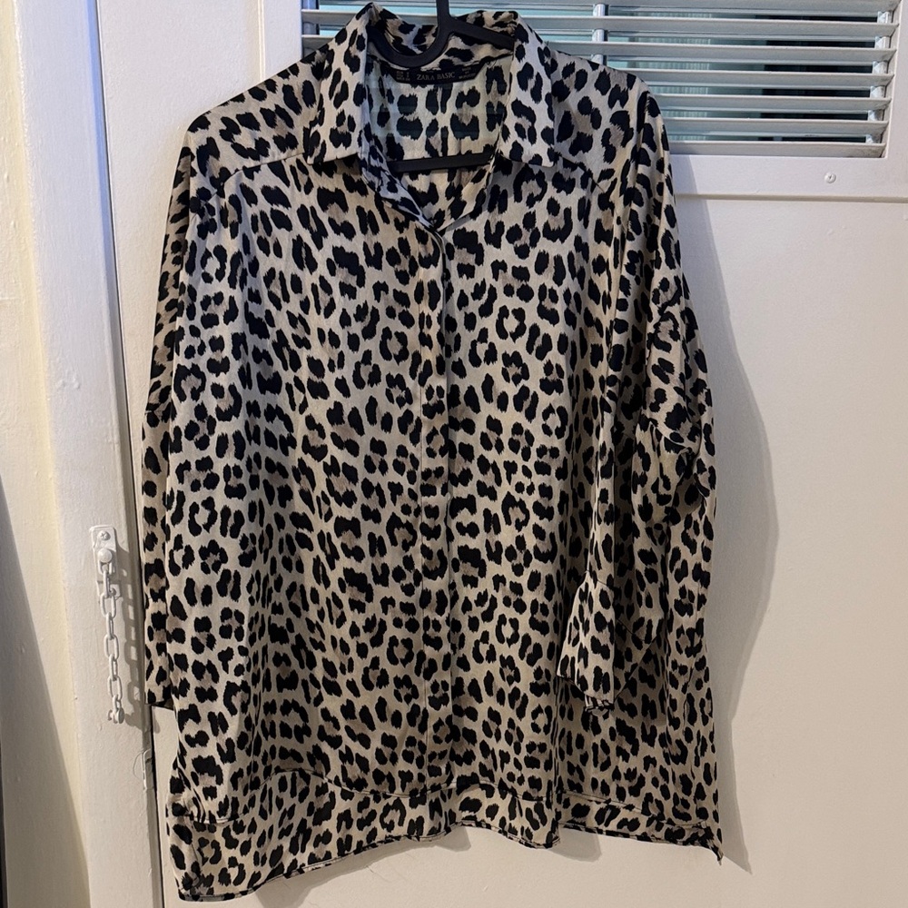 FINAL ALREADY REDUCED PRICE! Zara Basic Animal Print Blouse